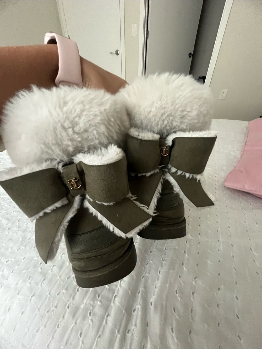Juicy couture Olive Green Faux-fur Bow Winter Boots